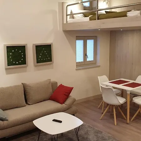 Apartment Old Buda Studio